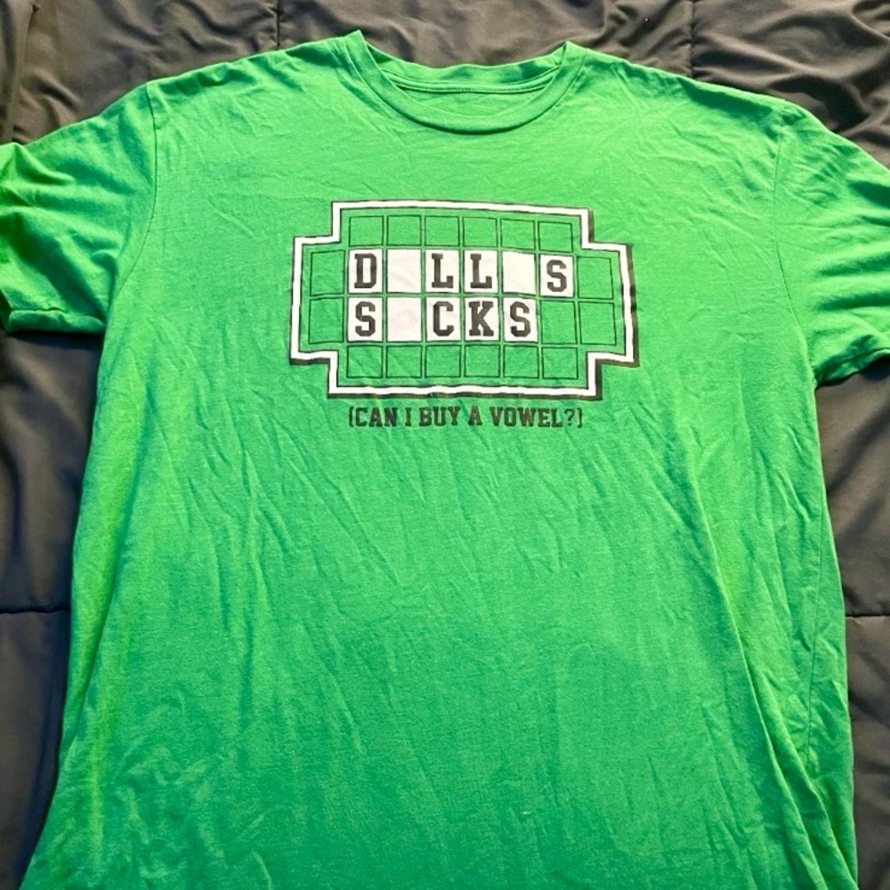 Dallas Sucks,  Philadelphia Eagles Wheel of Fortune T-shirt Mens size XL.